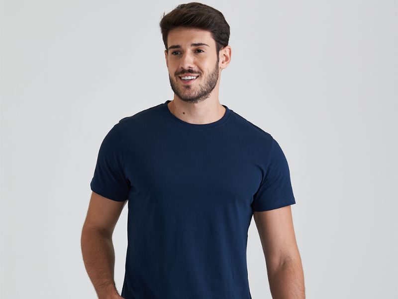 camiseta básica masculina e fundamentos